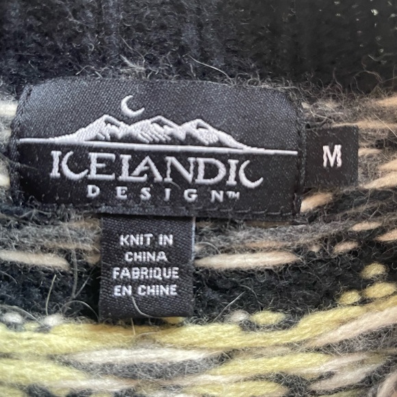 GUC - ICELANDIC DESIGN - Medium Sweater - Picture 2 of 9